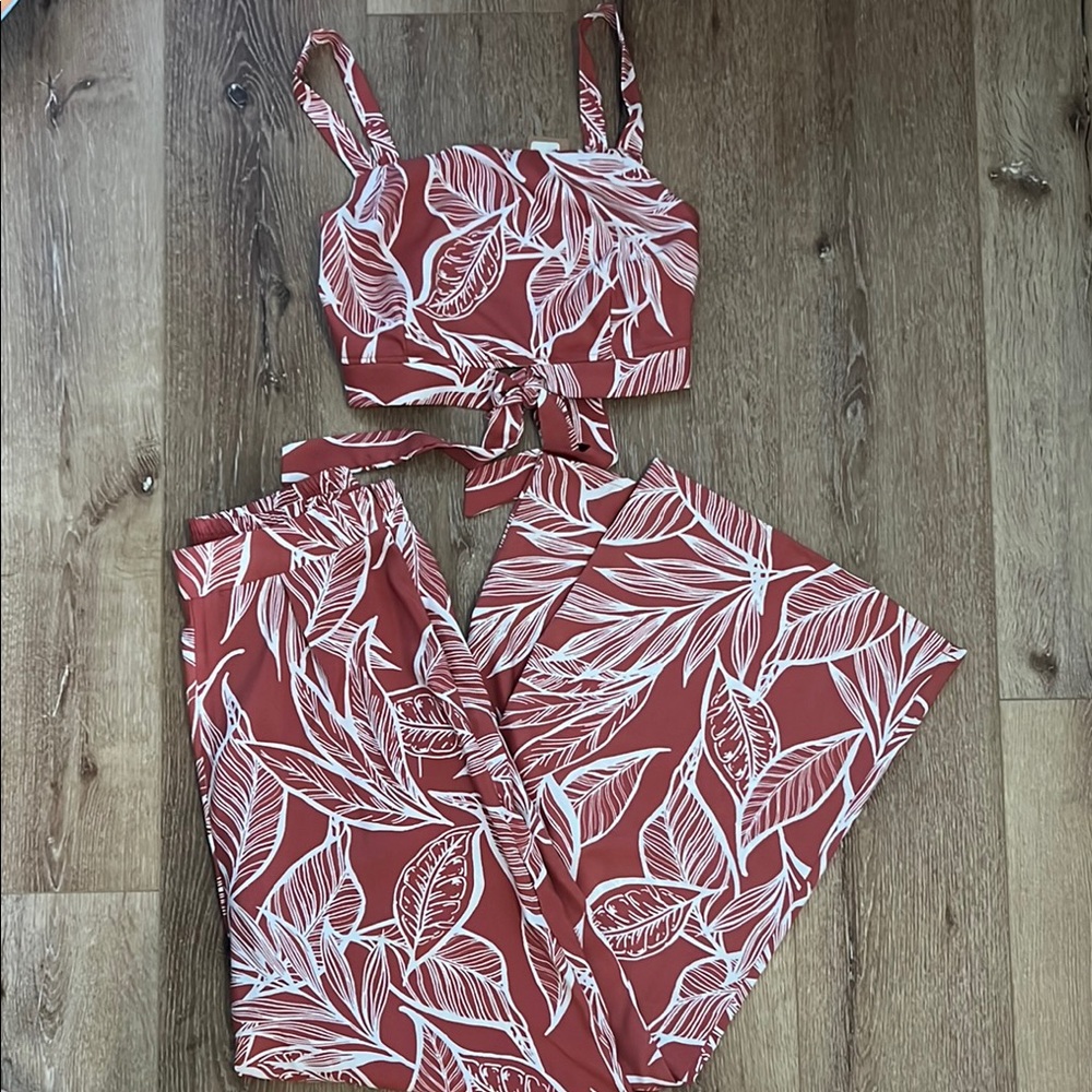 Mauve Leaf Print Two-Piece Set